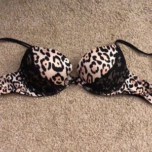 Victoria’s Secret push up bra